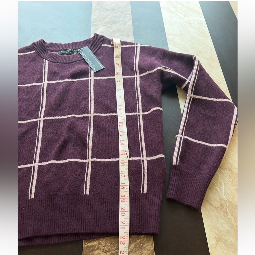 Banana Republic Italian Wool Cashmere Blend Burgundy Sweater. Size Small. NEW - Picture 6 of 9